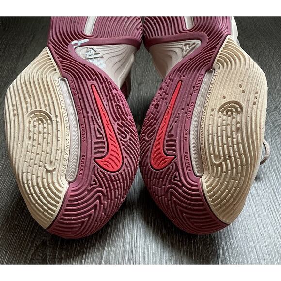 Nike Giannis Immortality 3 Beige Pink Basketball Shoes Performance Wear Size 8.5 - Picture 2 of 12